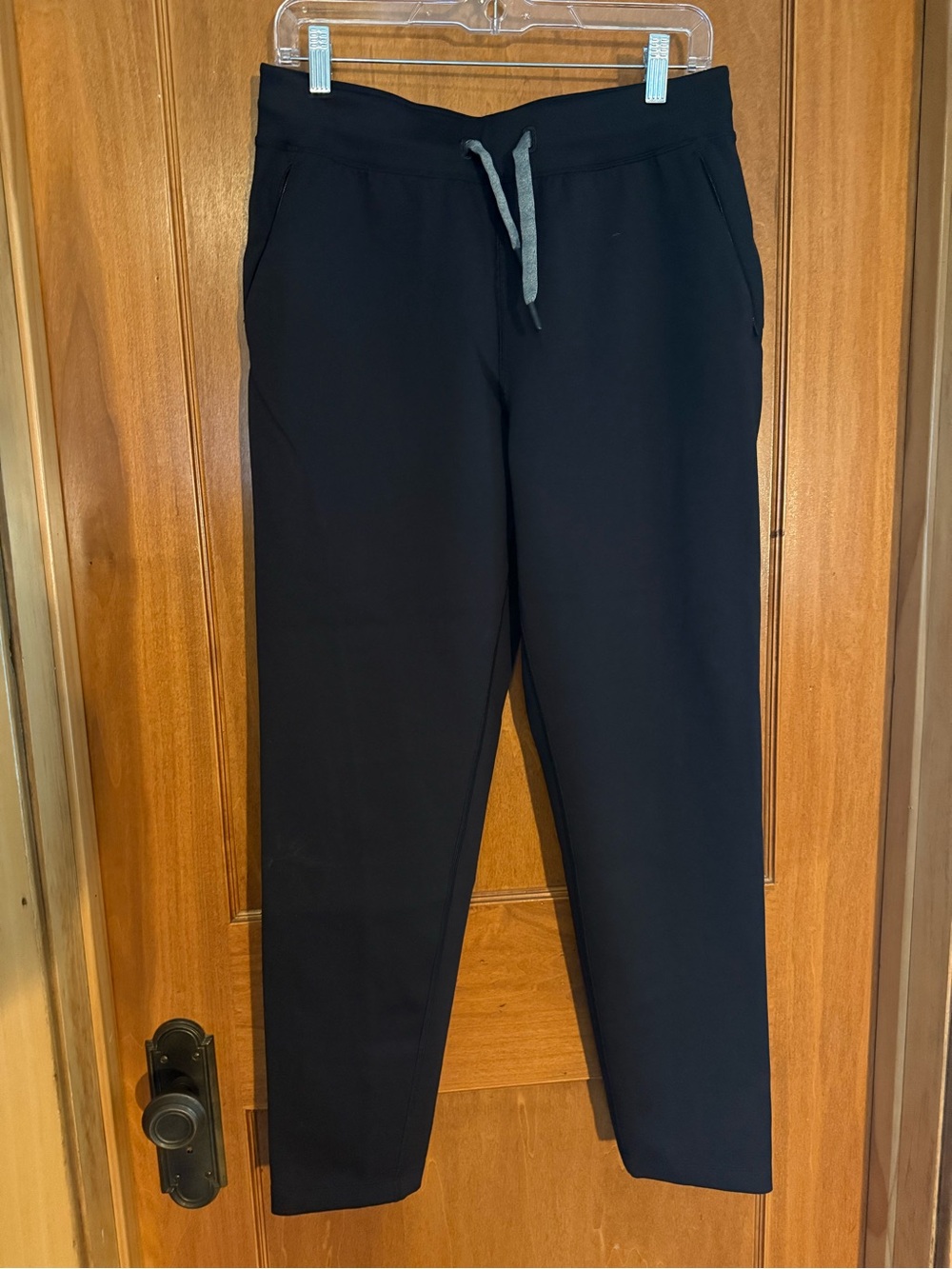 Lululemon Women’s Black Drawstring Jogger Pants - Size 8
